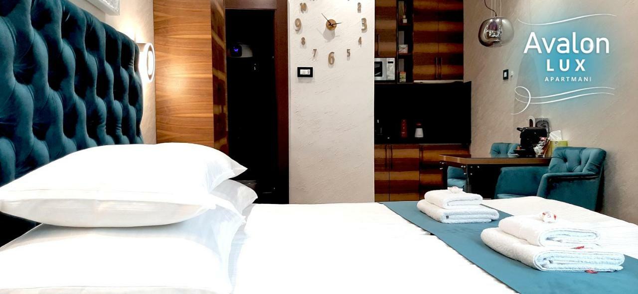 Avalon Lux Studio Apartment Novi Sad Exterior foto